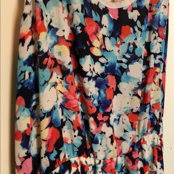 Liberty Love Dress - Picture 2 of 9